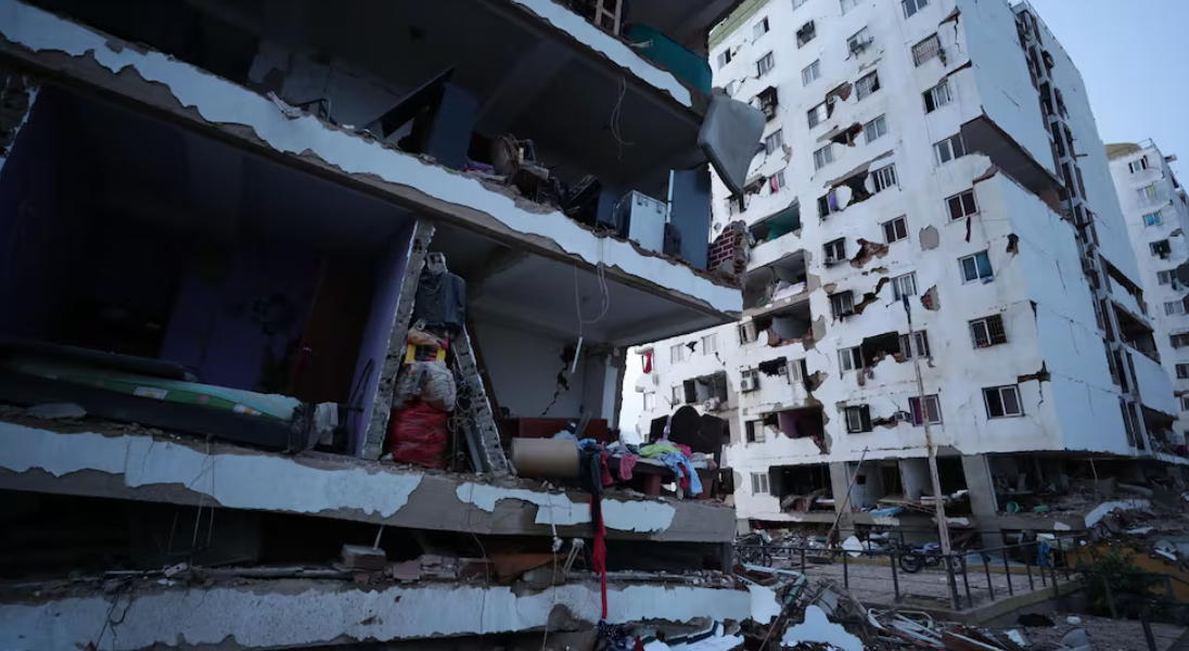 Ya son 164 los muertos por los terremotos en Venezuela y continúan las tareas de rescate